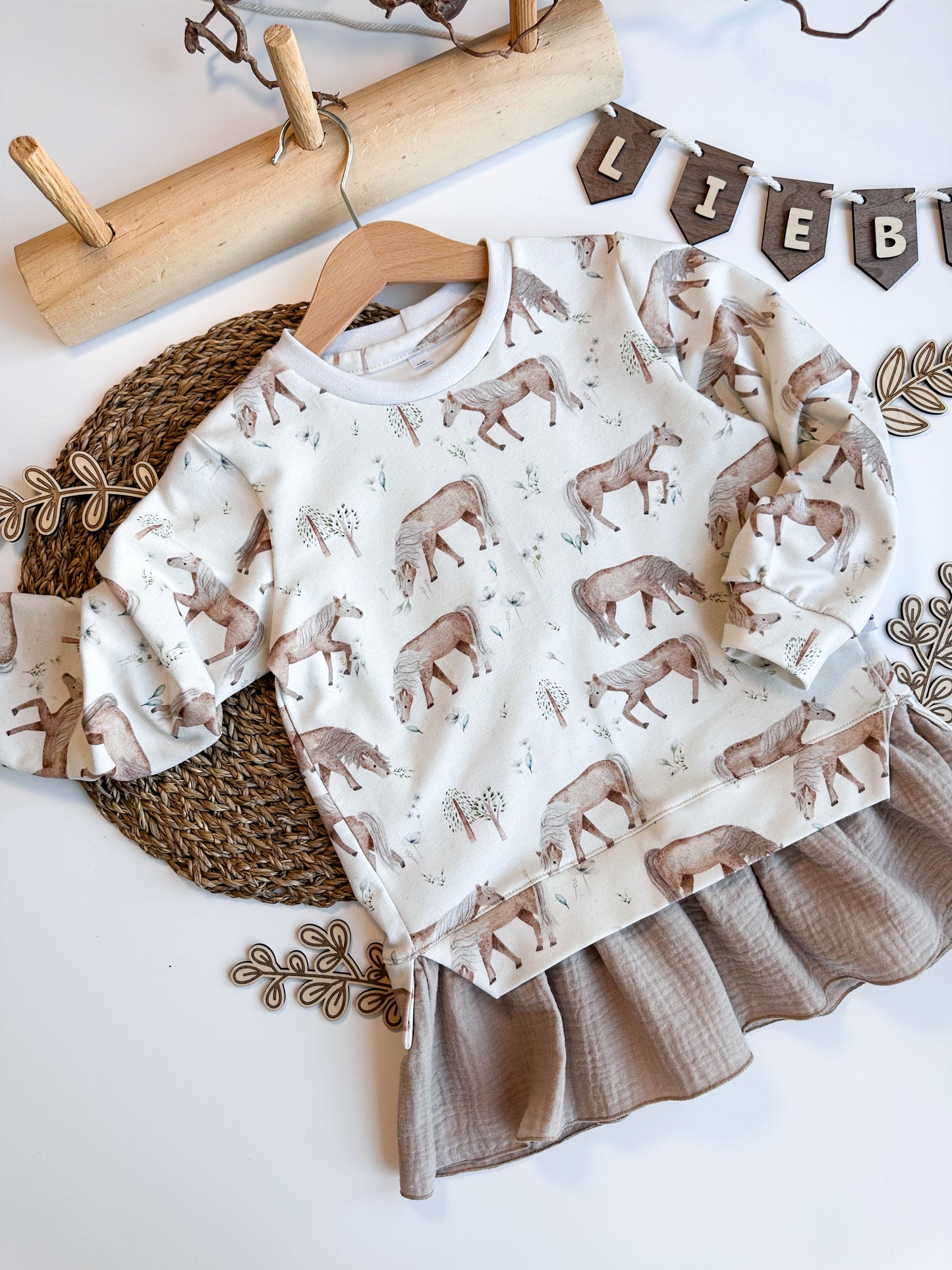 Herzchen Sweater Gr. 110