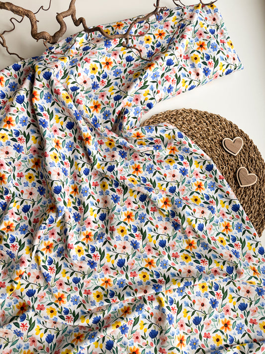 Eigenproduktion Jersey "blaue Sommerblumen"