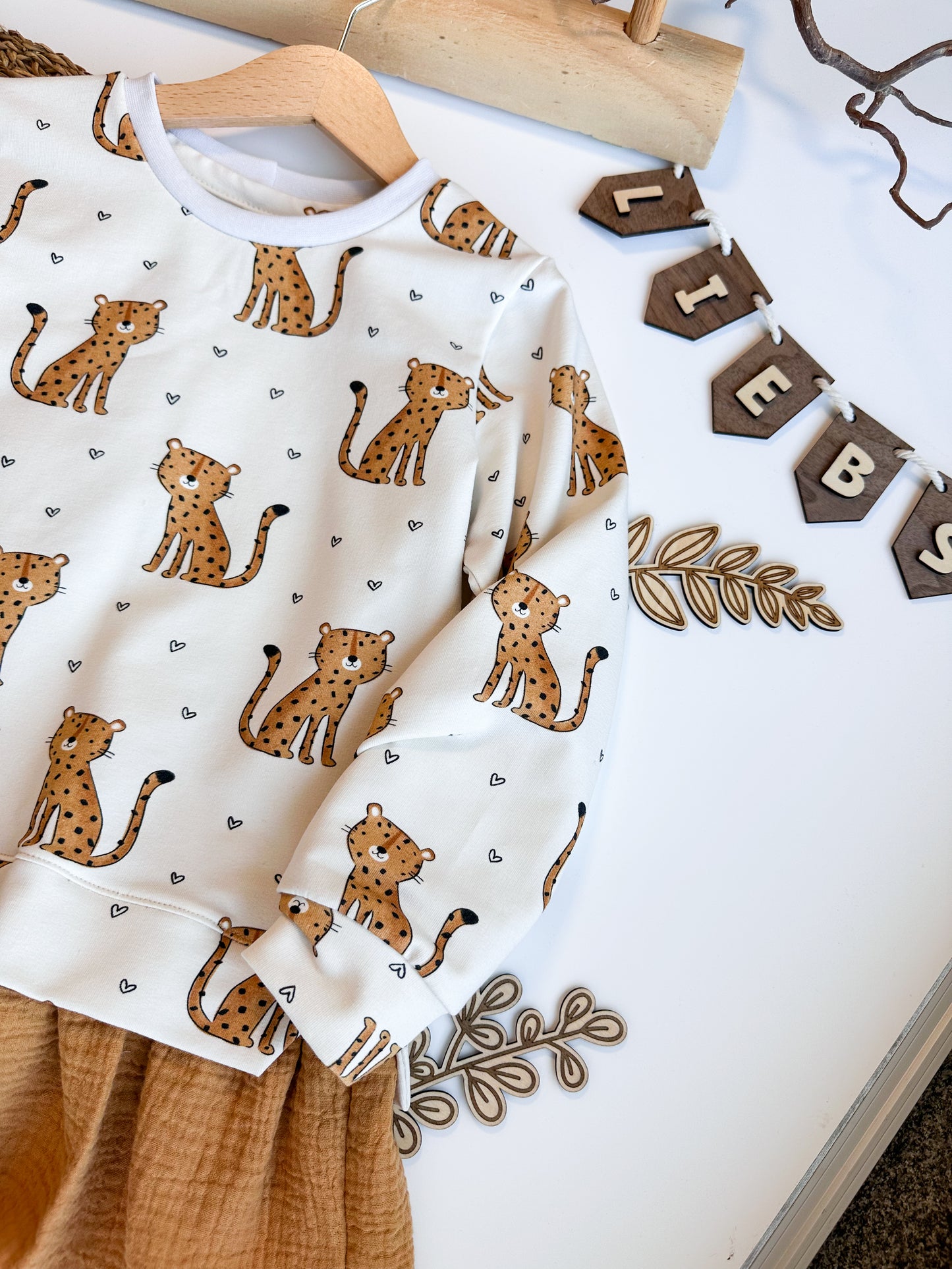 Herzchen Sweater Gr. 116