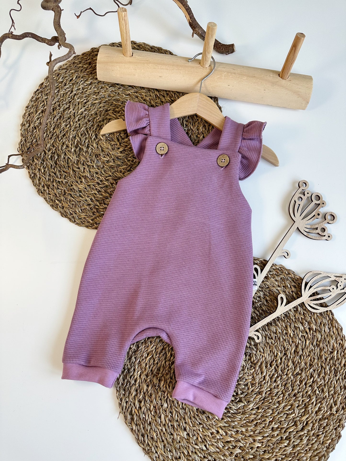 Vorbestellung Latzhose kurz