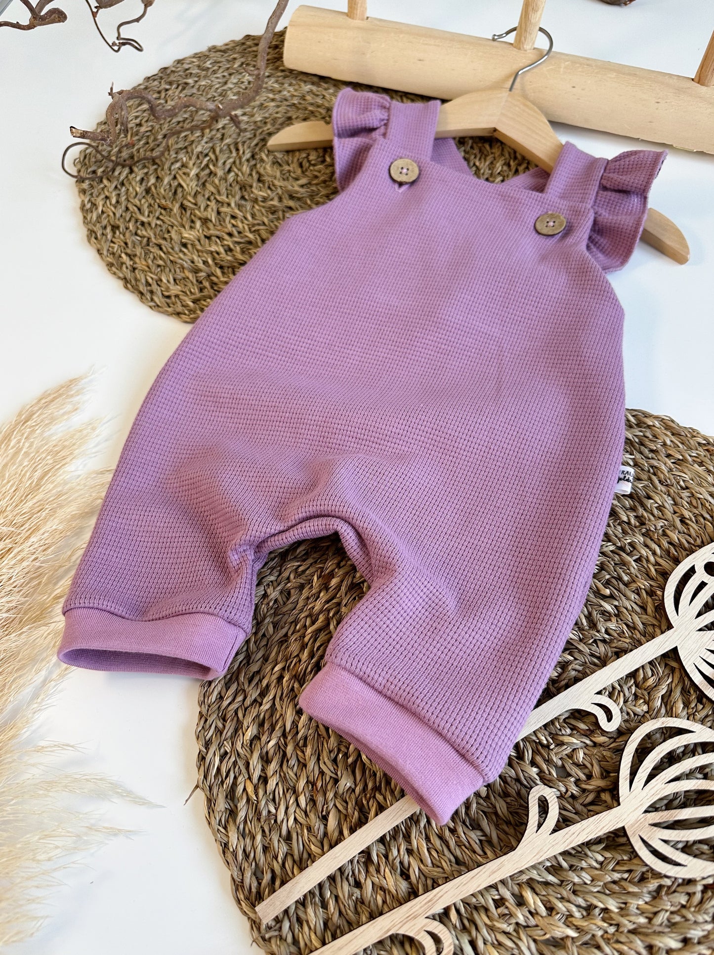 Vorbestellung Latzhose kurz