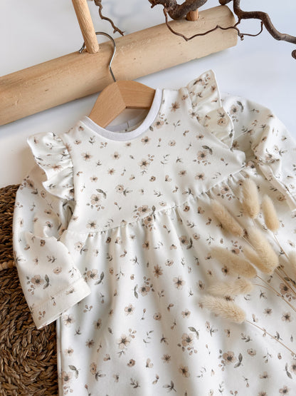 Kleid mit Flügelchen Gr. 68