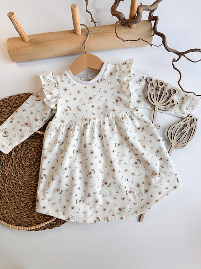 Kleid mit Flügelchen Gr. 68