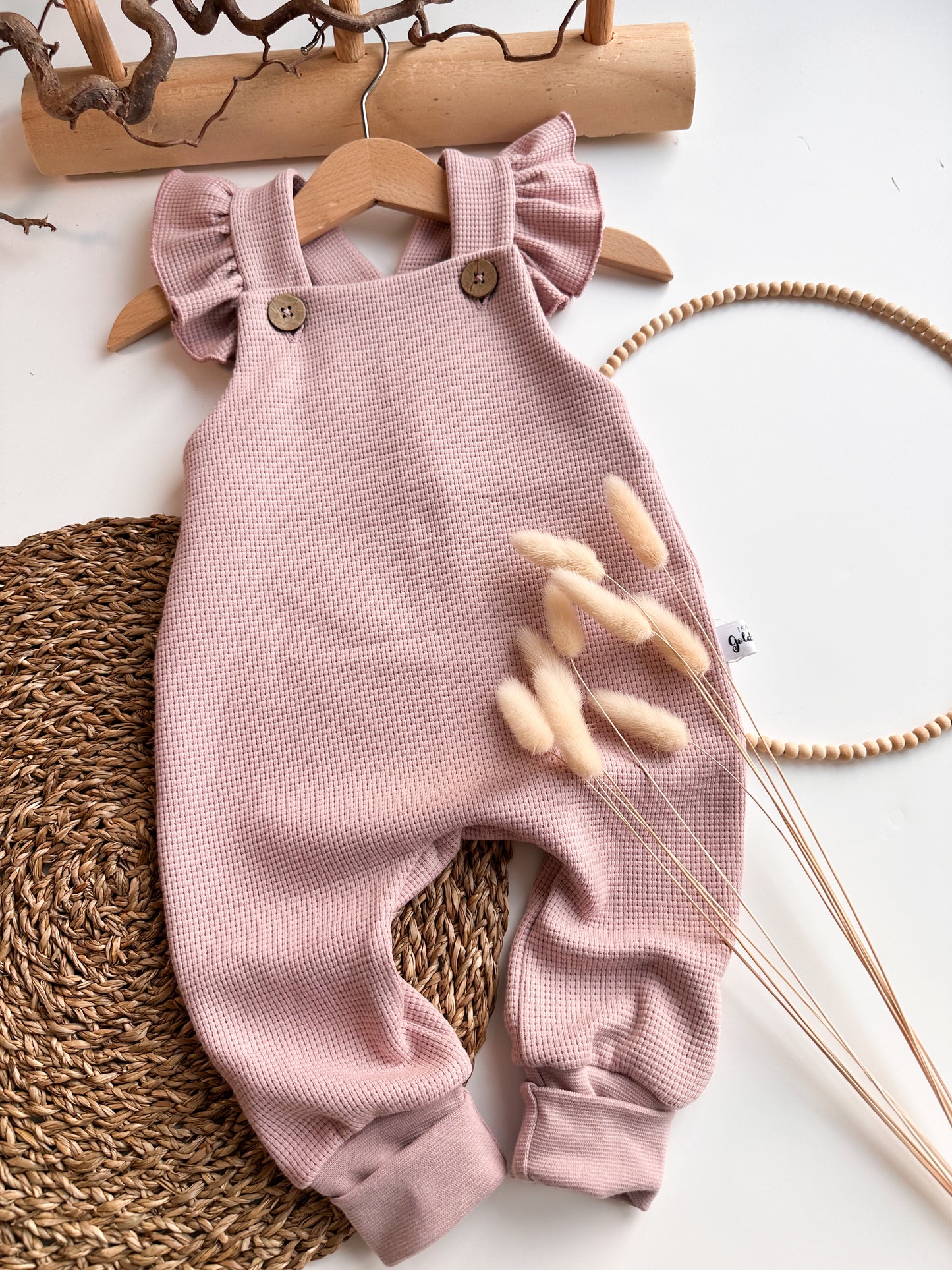 Vorbestellung Latzhose lang Rüschenträger