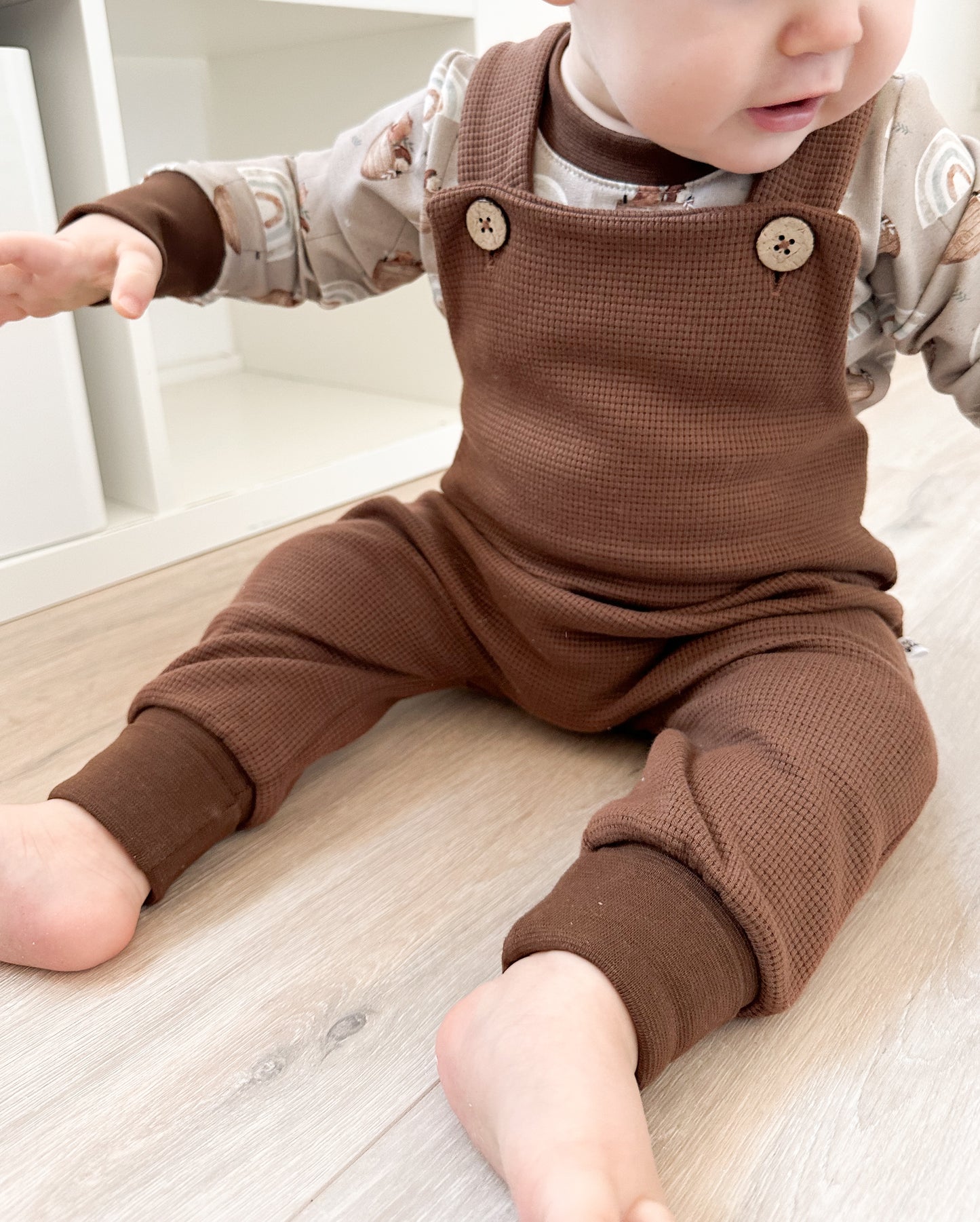 Vorbestellung Latzhose lang mit Brusttasche